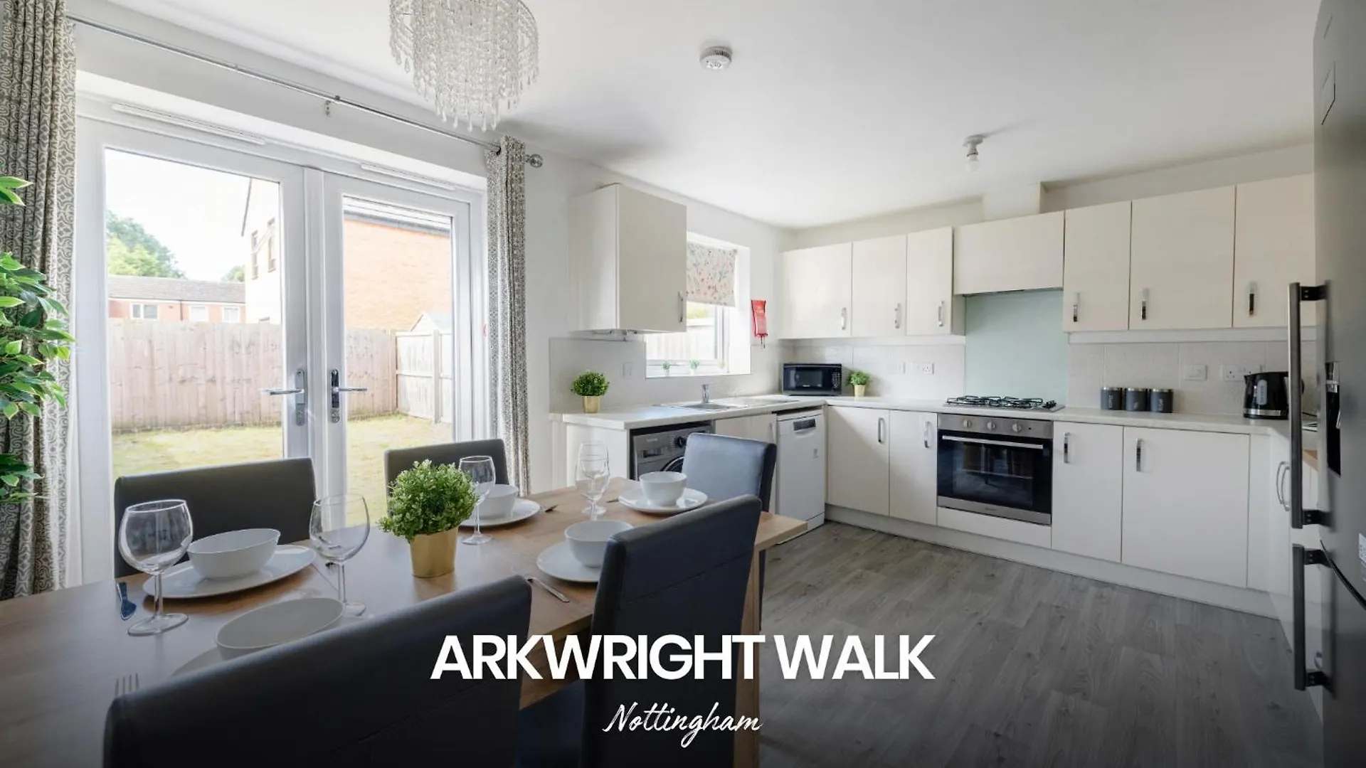 Gorgeous 4-Bed Home In Nottingham By Renzo, Free Driveway Parking, Great Location!